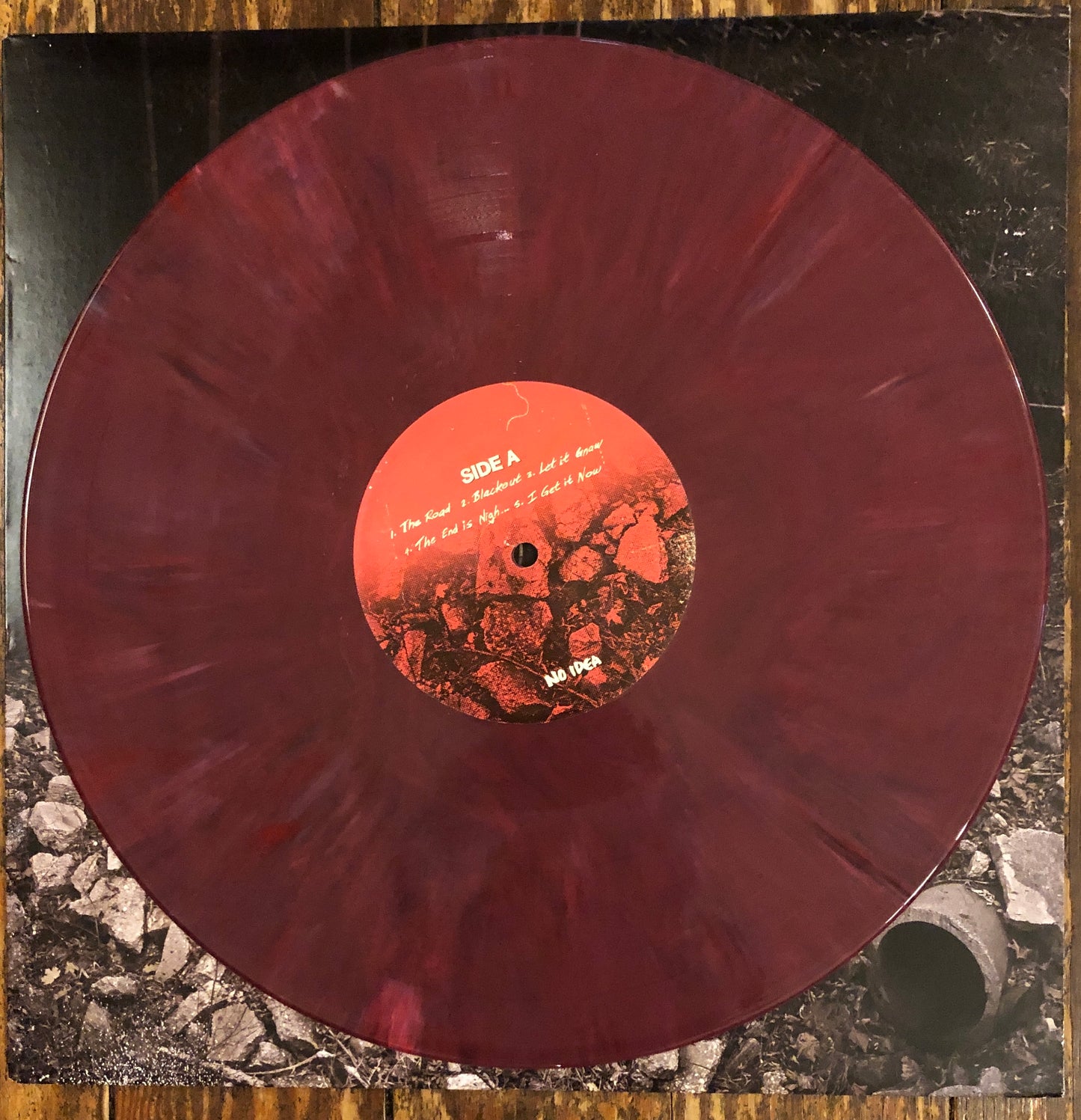 WORN IN RED "Banshees"