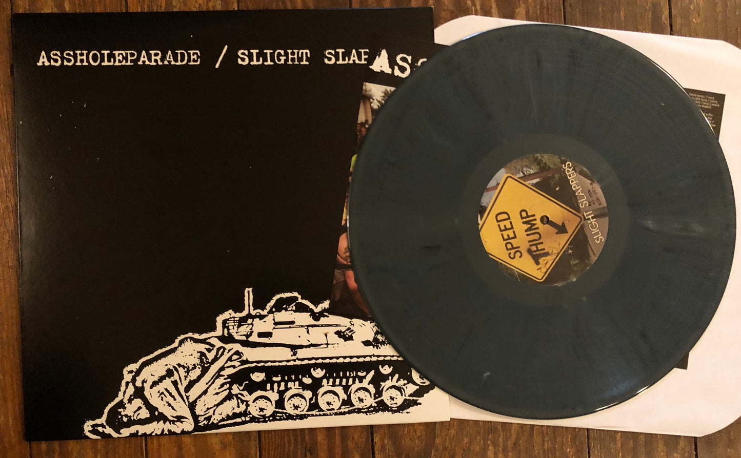 ASSHOLEPARADE / SLIGHT SLAPPERS "Split"