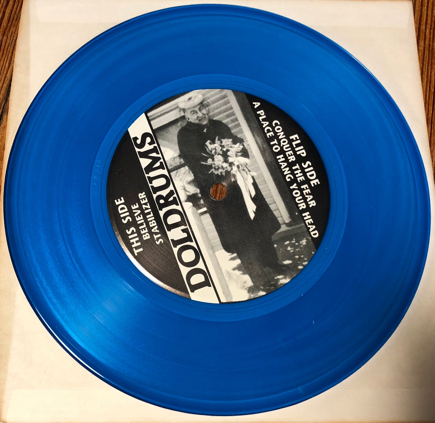 NO IDEA FANZINE #6 with DOLDRUMS record inside (COLORED VINYL)