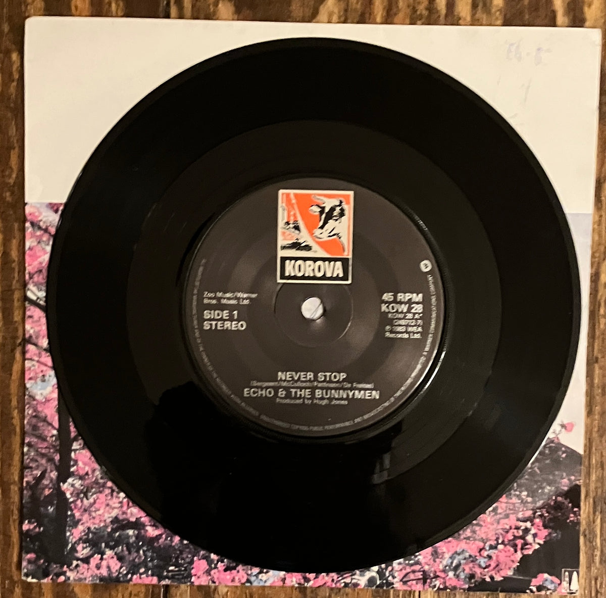 ECHO AND THE BUNNYMEN "Never Stop" b/w "Heads Will Roll"